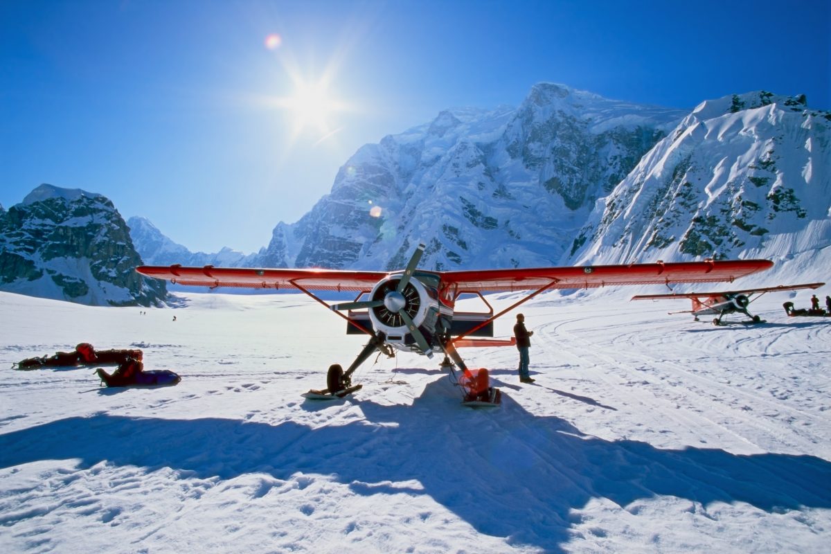 Propeller driven aircraft at Kahiltna Glacier